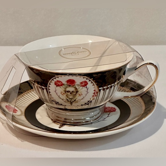 Grace tea cup and saucer - Picture 8 of 8